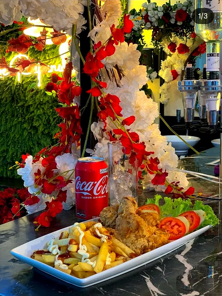 Frango crocante, fritas & Coca gelada